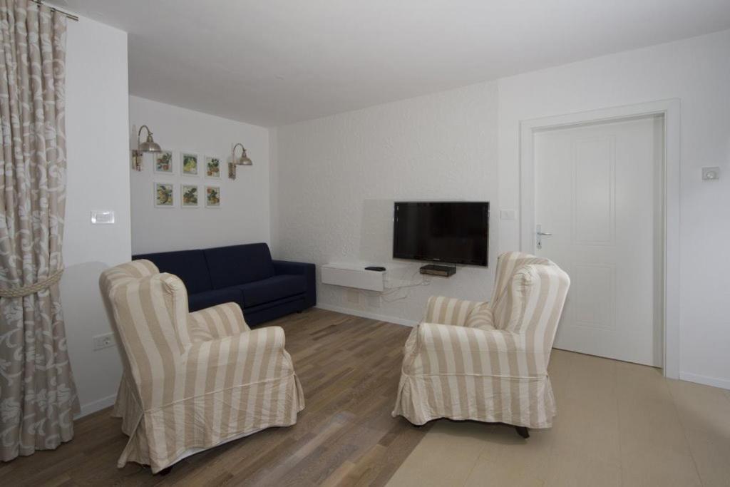 Apartments Mengore Tolmin Bagian luar foto